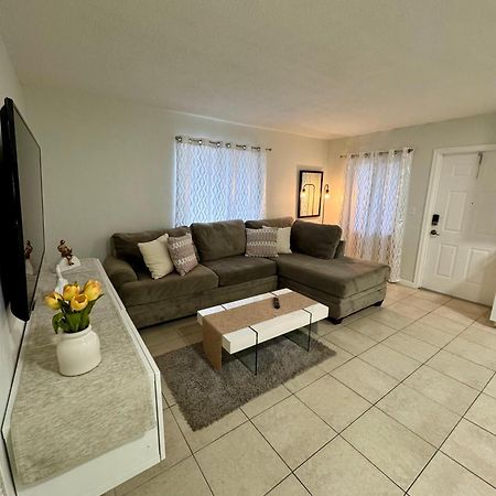 Apartment In Hollywood Close To Beach & Shops 101 المظهر الخارجي الصورة
