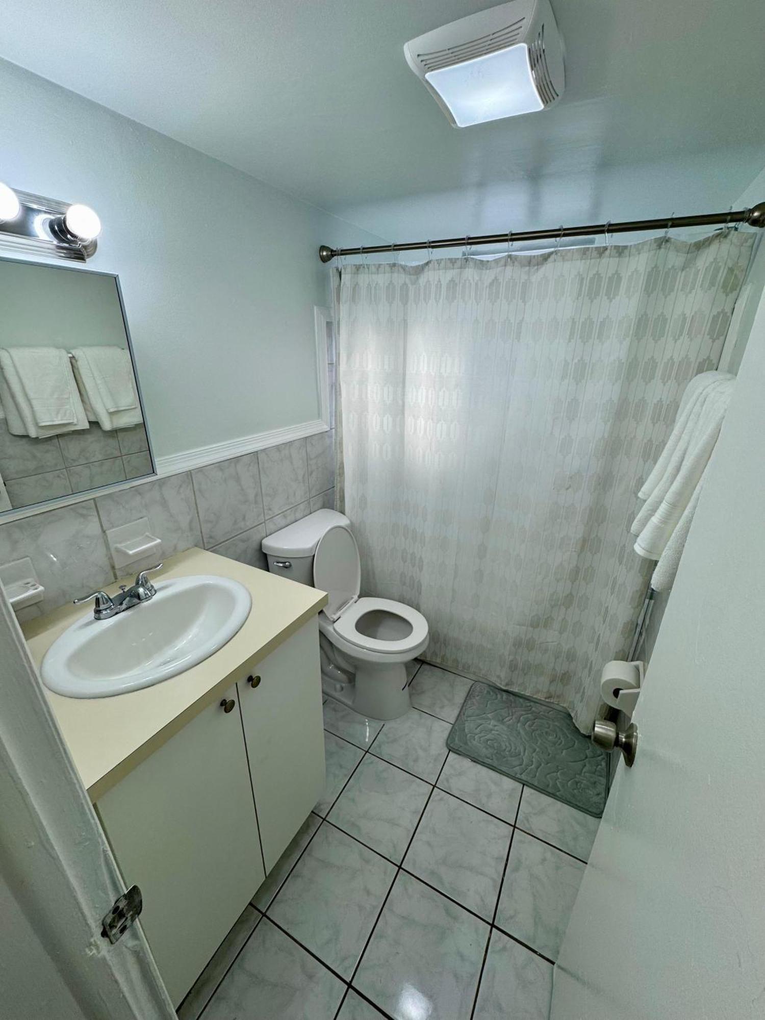 Apartment In Hollywood Close To Beach & Shops 101 المظهر الخارجي الصورة